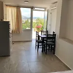 Seaside Апартаменты *
